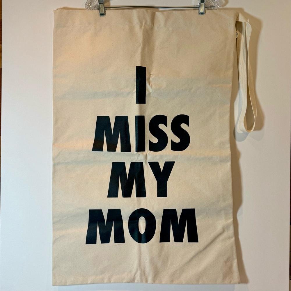 Pamela Barsky Designer Canvas Laundry Bag "I Miss My Mom" New Retails $35
